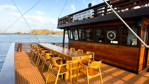 Neptune Phinisi Sailing Komodo Tour