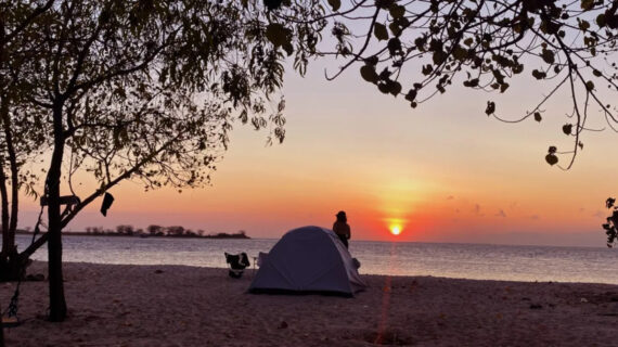 camp at gili condo